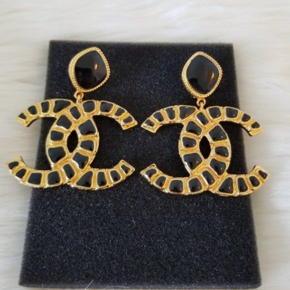 Chanel Ancient Egypt Clip-On Earrings - Picture 5 of 5